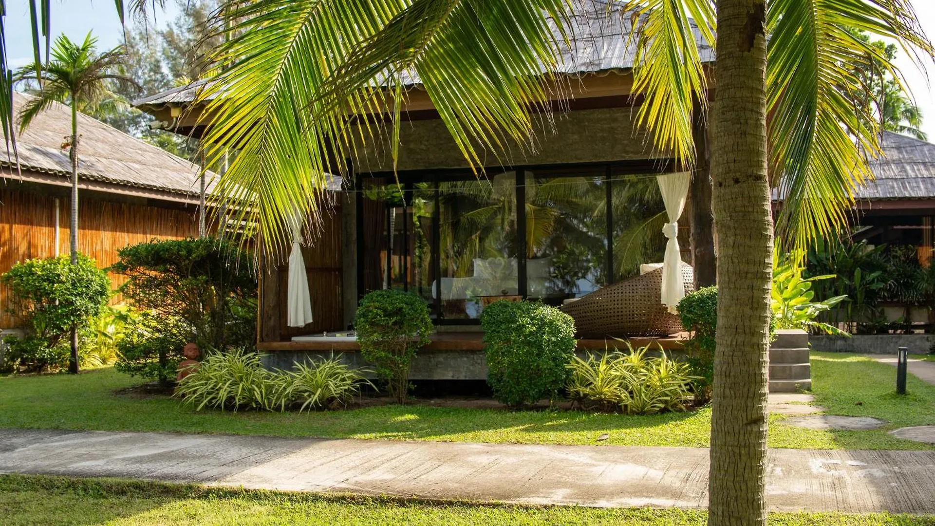 Long Beach Chalet - Sha Extra Plus Ko Lanta Prázdninový areál