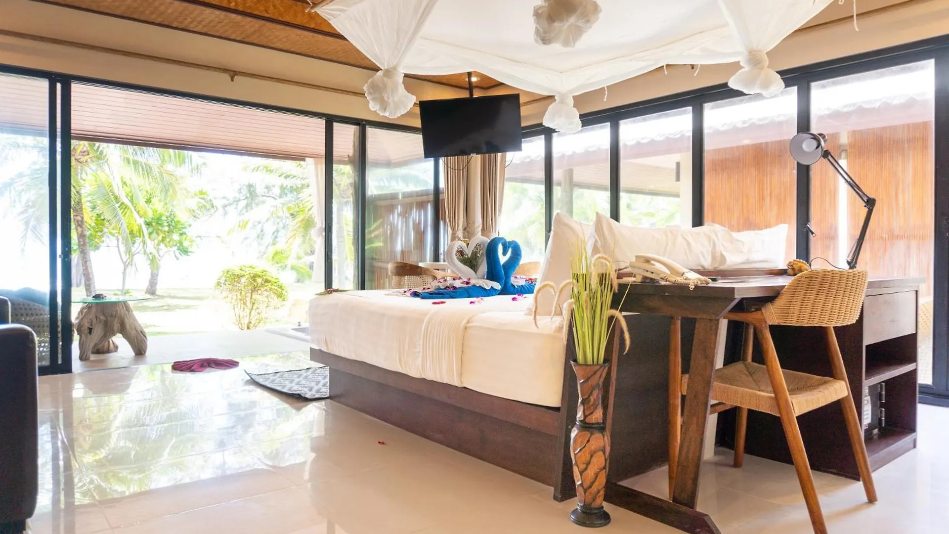 Prázdninový areál Long Beach Chalet - Sha Extra Plus Ko Lanta