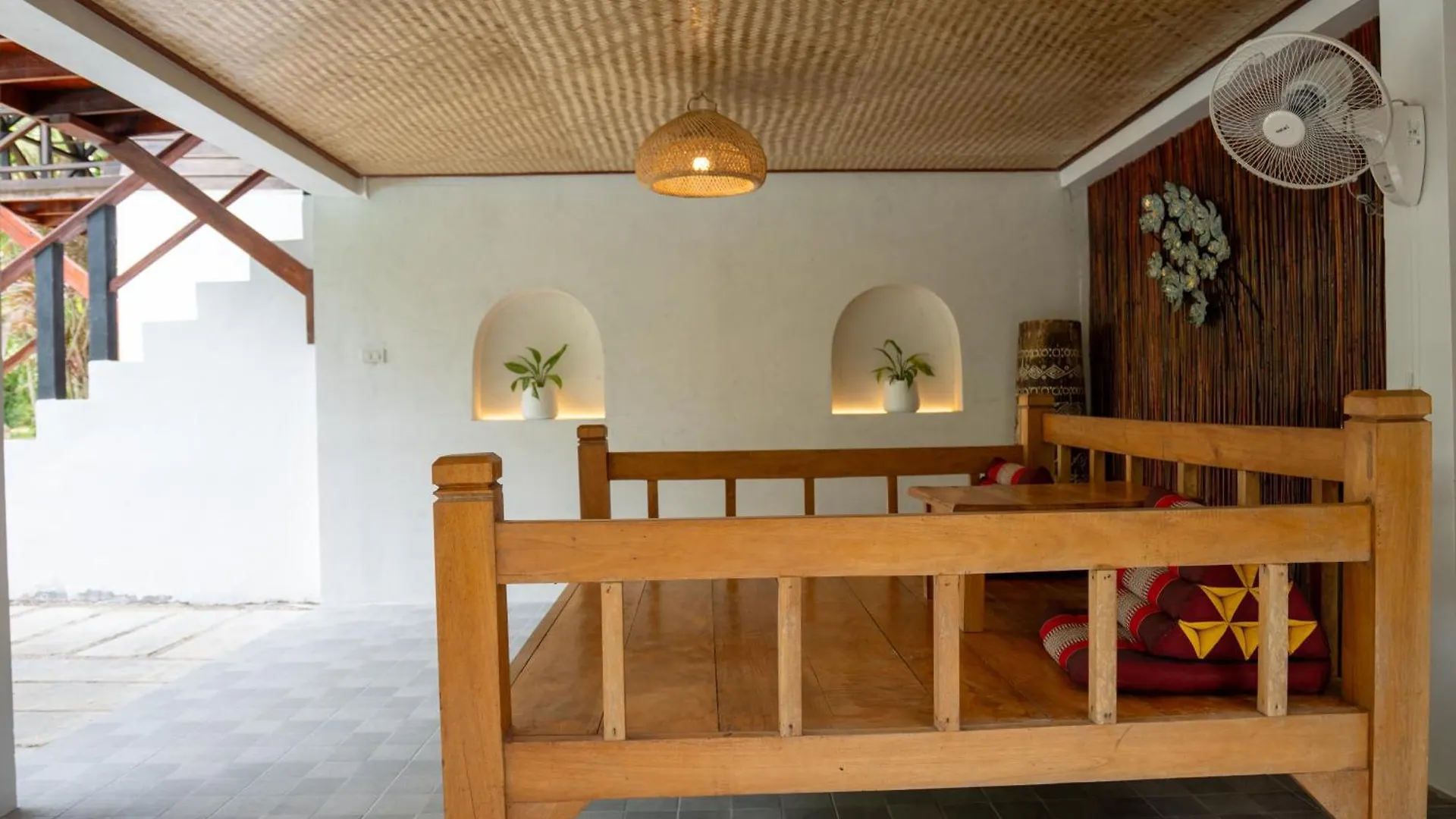 *** Prázdninový areál Long Beach Chalet - Sha Extra Plus Ko Lanta Thajsko