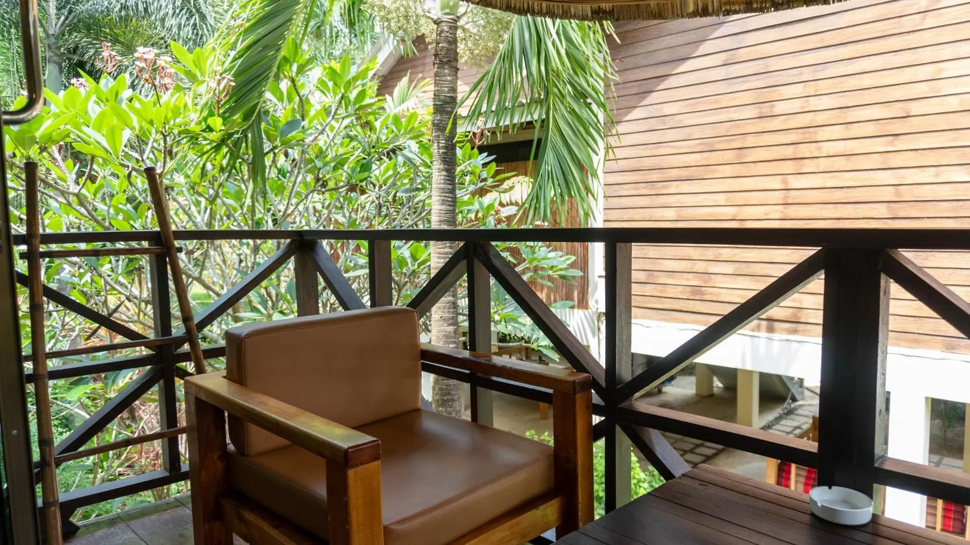 Long Beach Chalet - Sha Extra Plus Ko Lanta Prázdninový areál