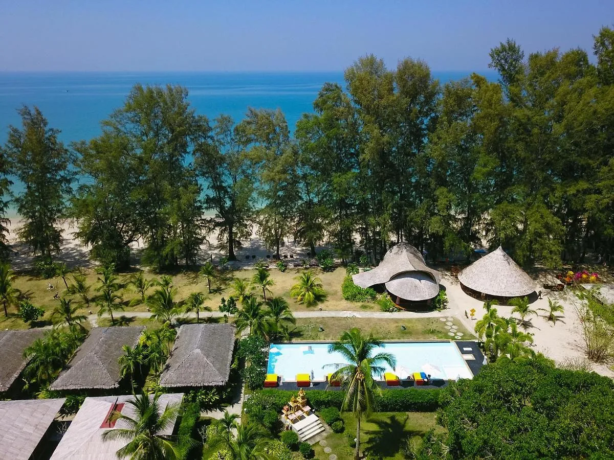 Holiday park Long Beach Chalet - Sha Extra Plus Hotel Koh Lanta