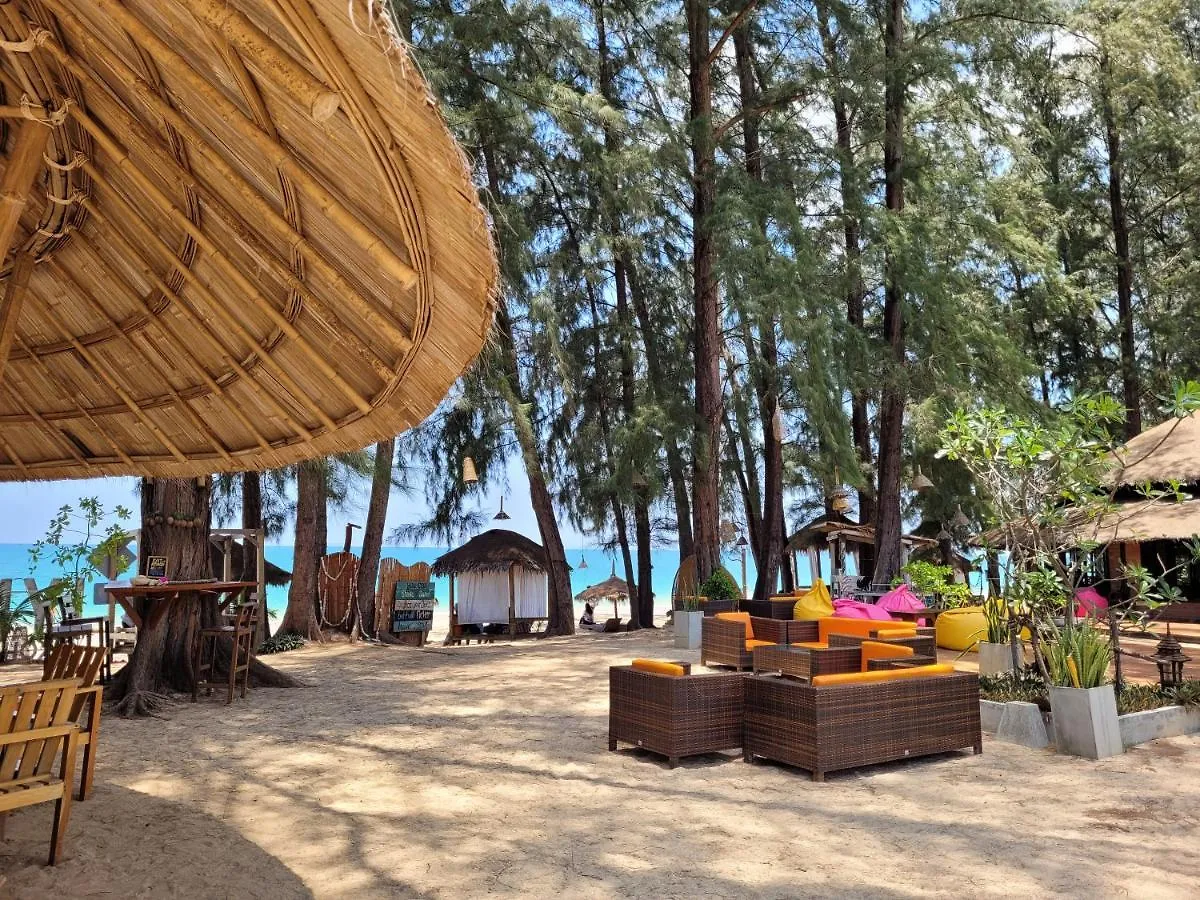 Long Beach Chalet - Sha Extra Plus Hotel Koh Lanta Holiday park