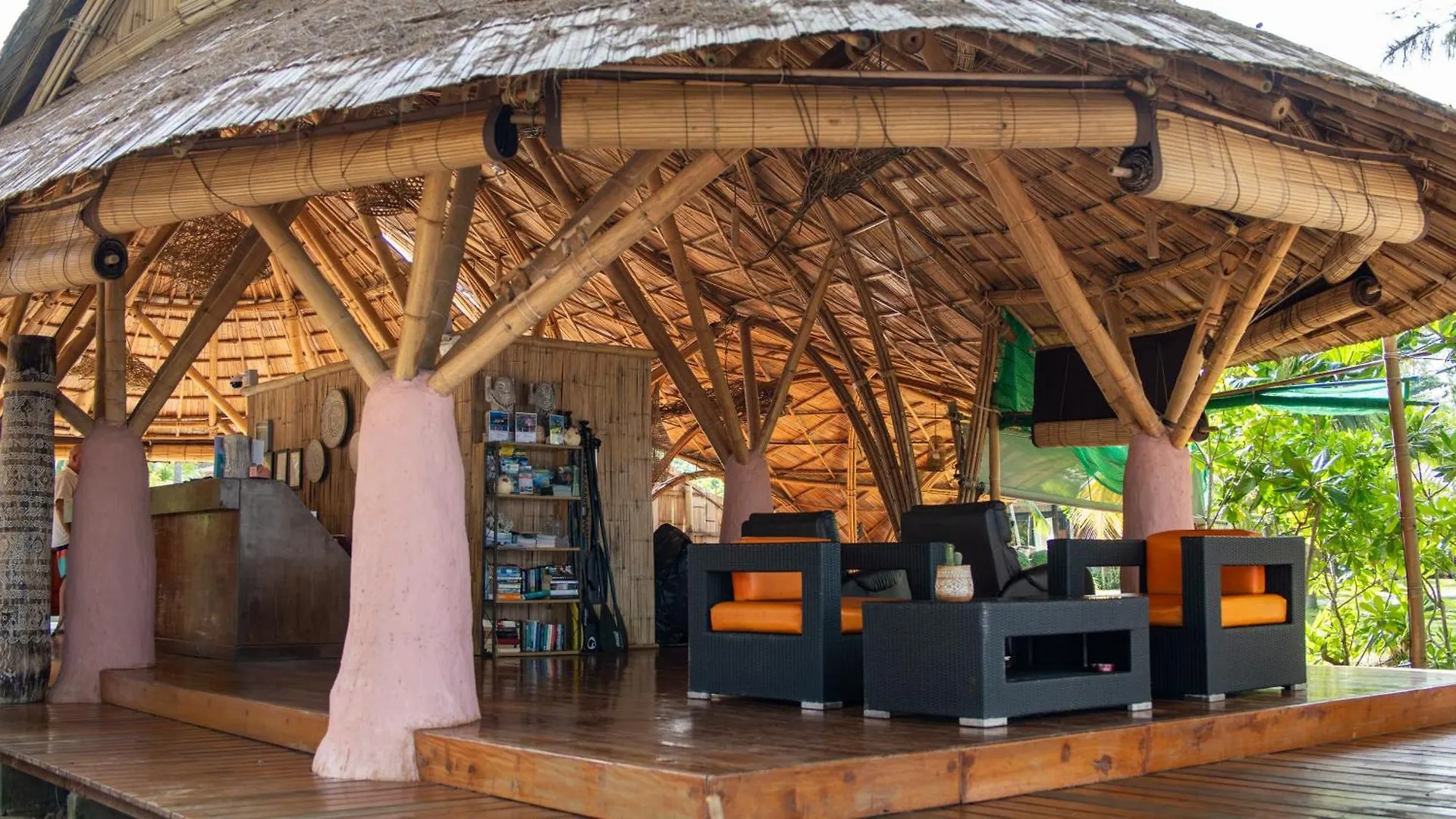 *** Holiday park Long Beach Chalet - Sha Extra Plus Koh Lanta Thailand