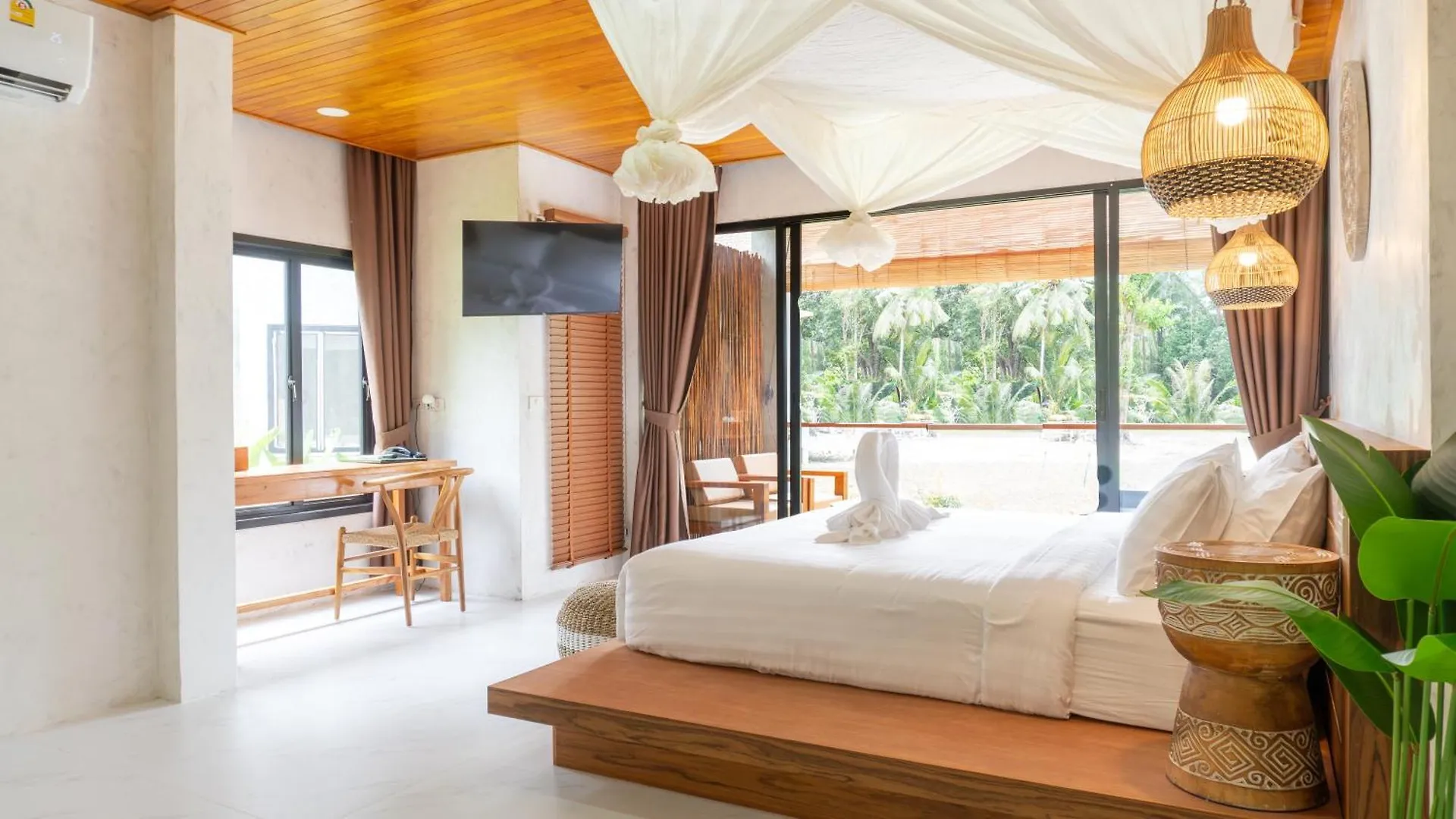 Long Beach Chalet - Sha Extra Plus Hotel Koh Lanta