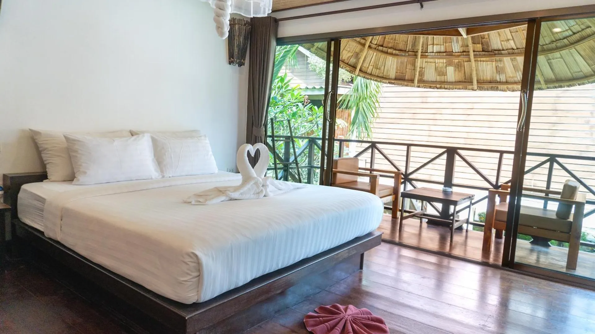 Long Beach Chalet - Sha Extra Plus Hotel Koh Lanta Thailand